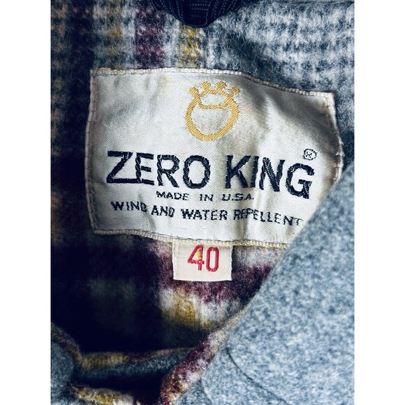 Zero King Men’s Gray Wool Dress Coat Jacket Size 40 - Vintage Wood Buttons Lined - Picture 7 of 14